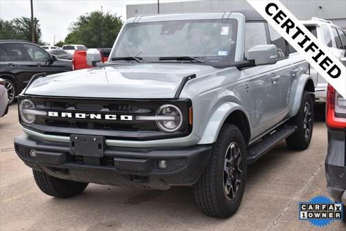 2024 Ford Bronco Outer Banks