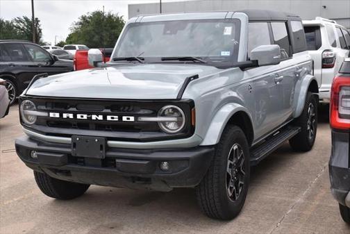 2024 Ford Bronco Outer Banks