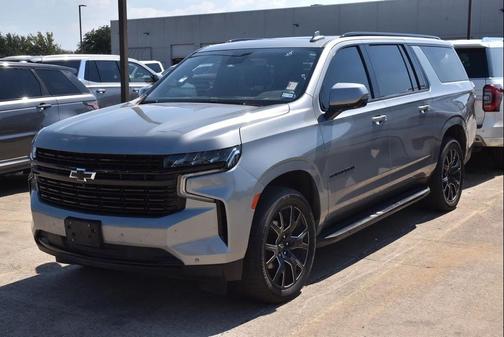 2023 Chevrolet Suburban RST