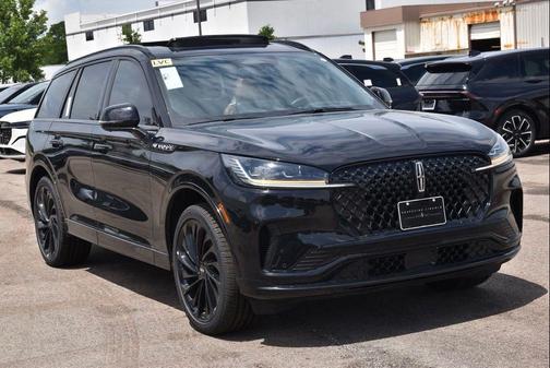 Infinite Black Metallic Clearcoat 2026 Lincoln Aviator Reserve AWD