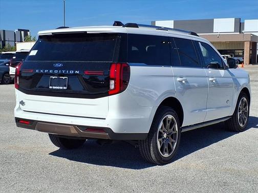 2025 Ford Expedition King Ranch