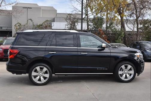 2023 Ford Expedition Platinum
