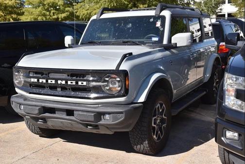 2023 Ford Bronco Outer Banks