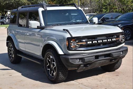 2023 Ford Bronco Outer Banks