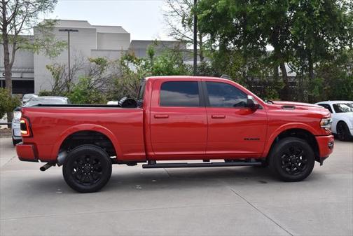 2020 RAM 2500 Laramie Crew Cab 4X4 6'4' Box