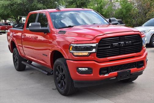 2020 RAM 2500 Laramie Crew Cab 4X4 6'4' Box