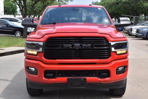 2020 RAM 2500 Laramie Crew Cab 4X4 6'4' Box