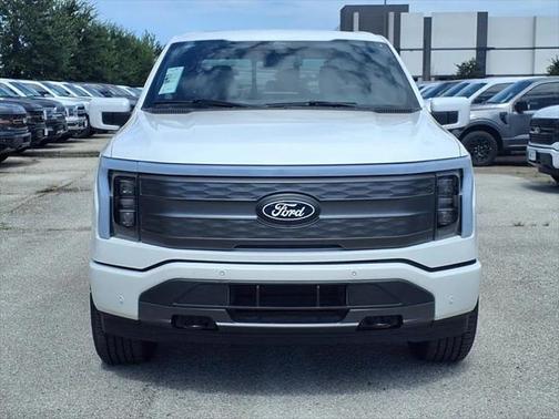 2025 Ford F-150 Lightning LARIAT