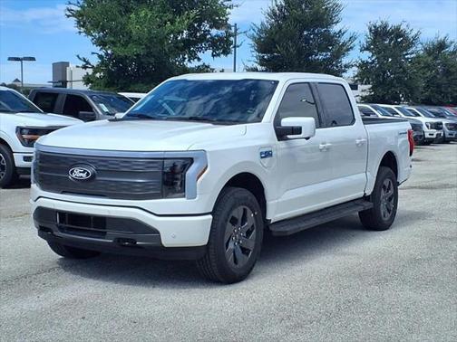 2025 Ford F-150 Lightning LARIAT