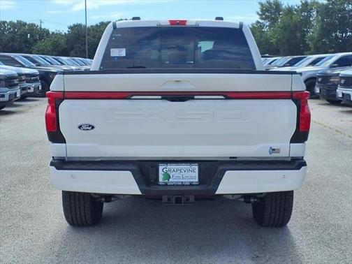 2025 Ford F-150 Lightning LARIAT