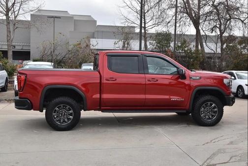 2025 GMC Sierra 1500 AT4X