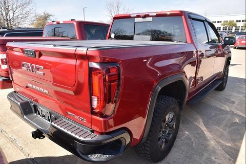 2025 GMC Sierra 1500 AT4X