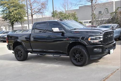 2021 RAM 2500 Laramie Crew Cab 4x4 6'4' Box