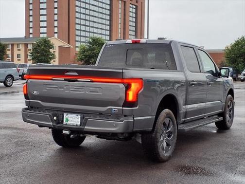2025 Ford F-150 Lightning LARIAT