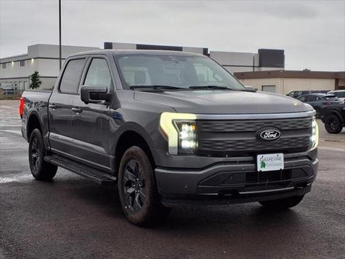2025 Ford F-150 Lightning LARIAT