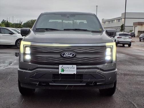 2025 Ford F-150 Lightning LARIAT