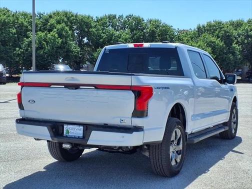 2025 Ford F-150 Lightning LARIAT