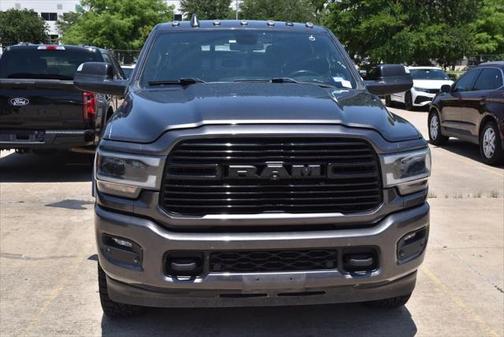 2022 RAM 2500 Laramie Crew Cab 4x4 6'4' Box