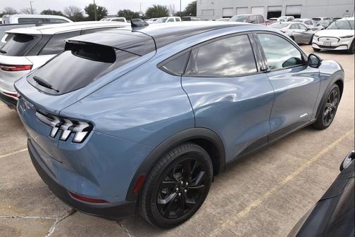 2024 Ford Mustang Mach-E Select