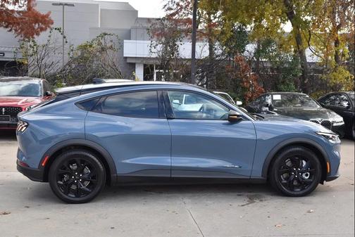 2024 Ford Mustang Mach-E Select