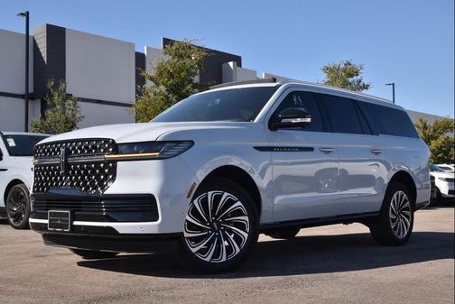 2025 Lincoln Navigator Black Label