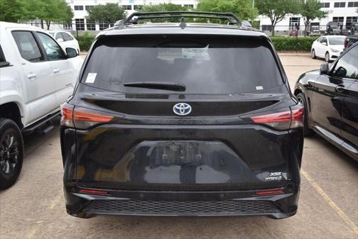2021 Toyota Sienna XSE 7 Passenger