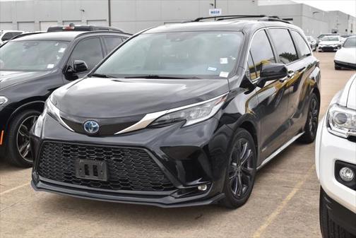 2021 Toyota Sienna XSE 7 Passenger
