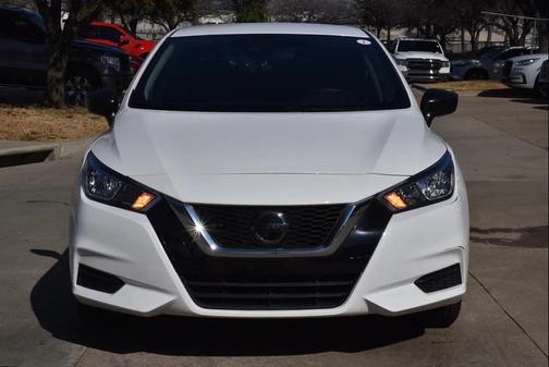 2020 Nissan Versa 1.6 S
