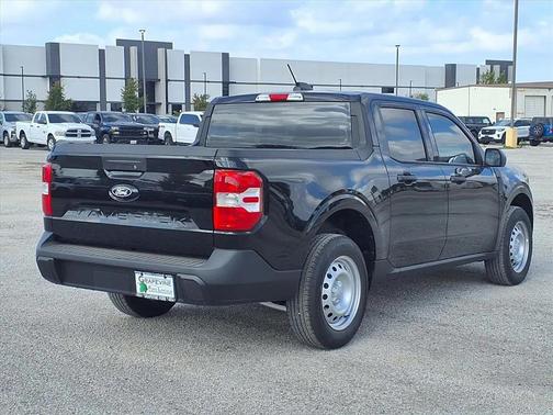 2025 Ford Maverick XL