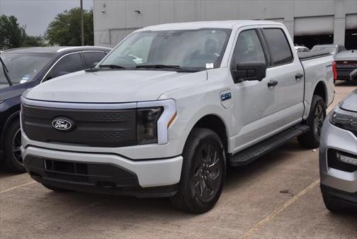 2024 Ford F-150 Lightning XLT