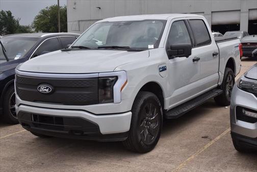 2024 Ford F-150 Lightning XLT
