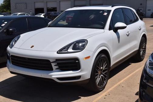 2023 Porsche Cayenne Platinum Edition