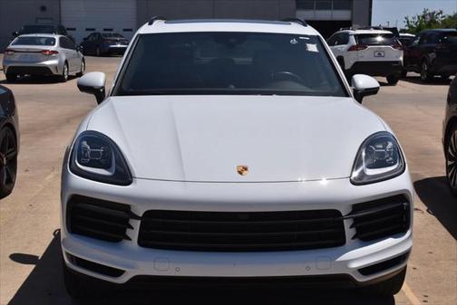 2023 Porsche Cayenne Platinum Edition