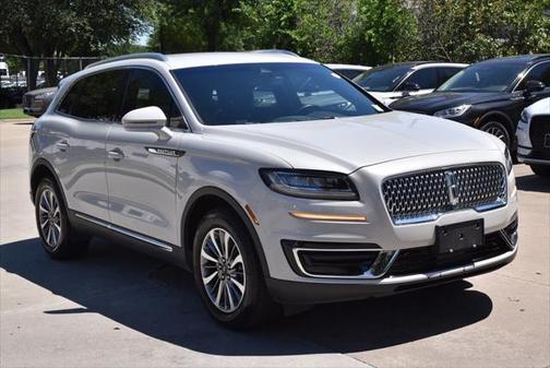 2020 Lincoln Nautilus Standard