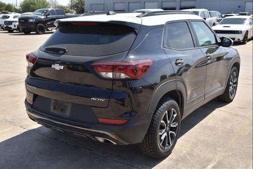Mosaic Black Metallic 2023 Chevrolet Trailblazer ACTIV