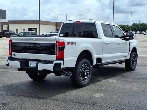 2025 Ford F-350 Platinum