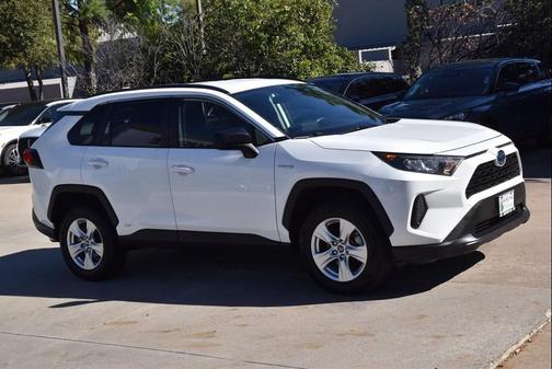 2019 Toyota RAV4 Hybrid LE