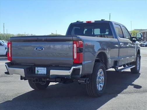 2025 Ford F-350 Lariat