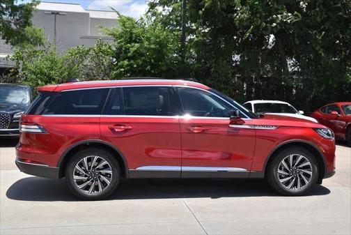 2025 Lincoln Aviator Premiere