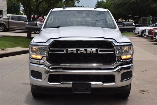 2019 RAM 2500 Tradesman Crew Cab 4x2 8' Box