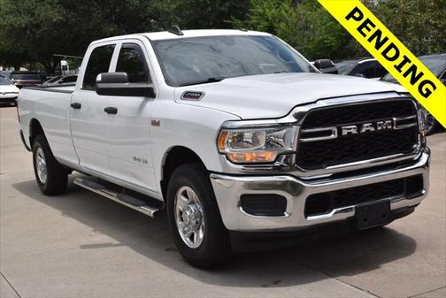 2019 RAM 2500 Tradesman Crew Cab 4x2 8' Box