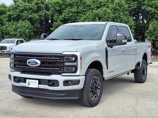 2025 Ford F-250 Platinum