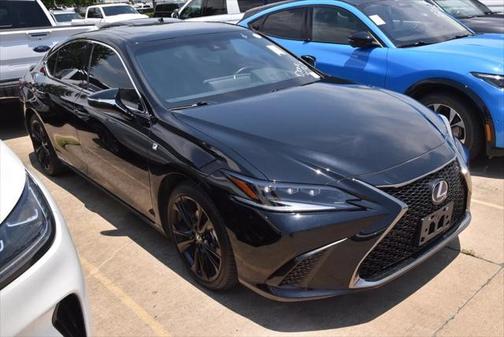 2022 Lexus ES 300h F SPORT