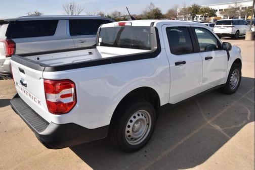 2024 Ford Maverick XL