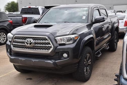 2017 Toyota Tacoma TRD Sport