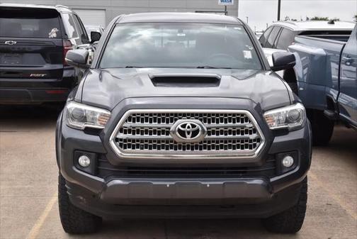 2017 Toyota Tacoma TRD Sport
