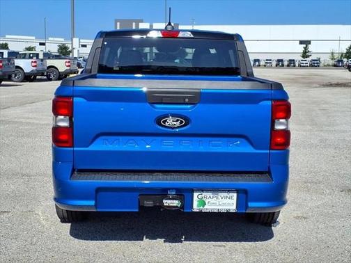 2025 Ford Maverick Lobo Standard