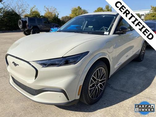 2025 Ford Mustang Mach-E Premium