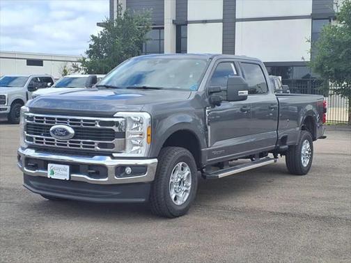2025 Ford F-350 XLT