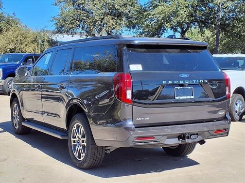 2025 Ford Expedition Max Active 4x2